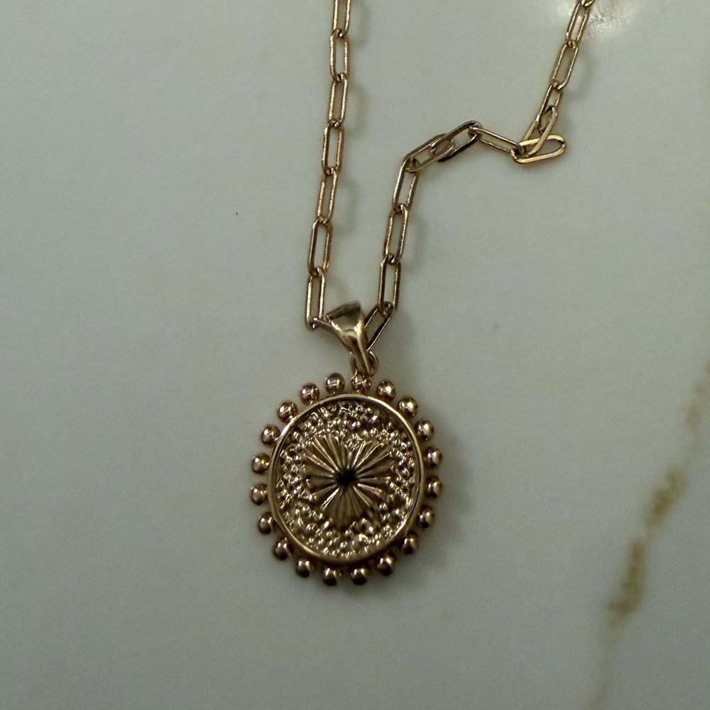 3 Gold Color Stackable Chains EUC - Picture 3 of 6